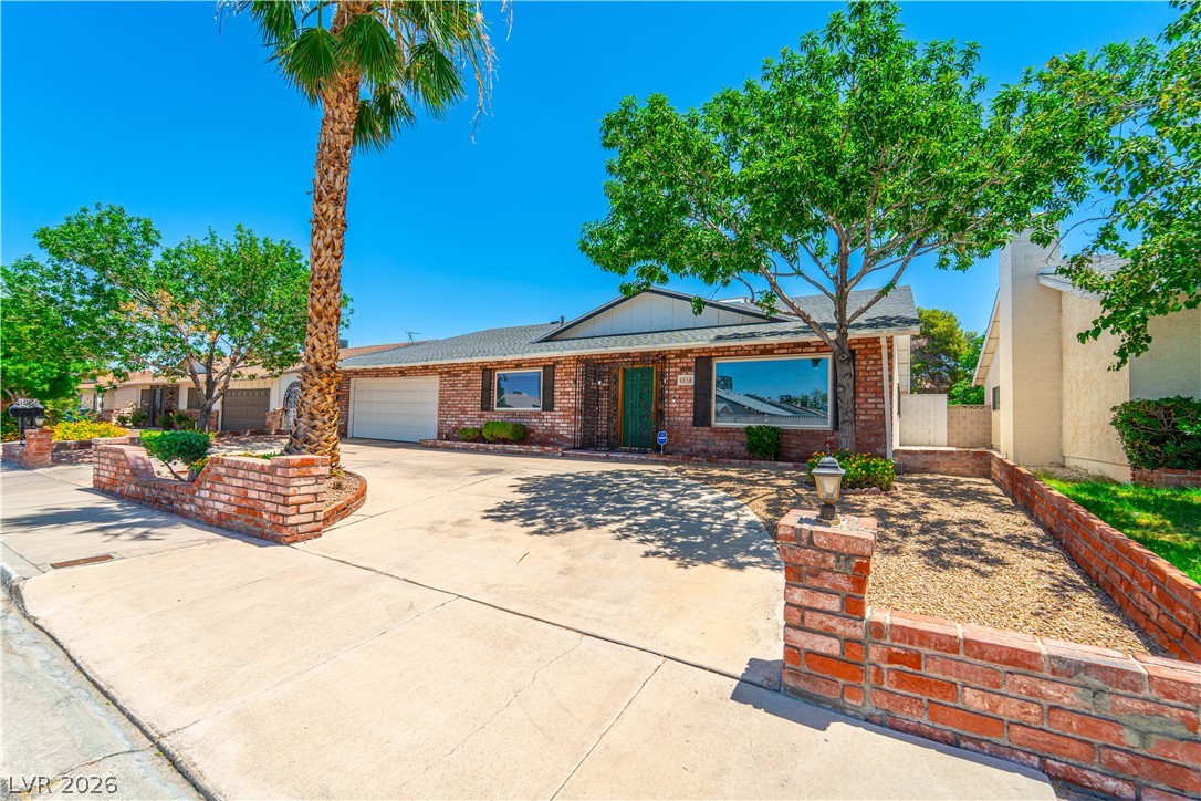 4656 Skyland Drive Property Photo 1