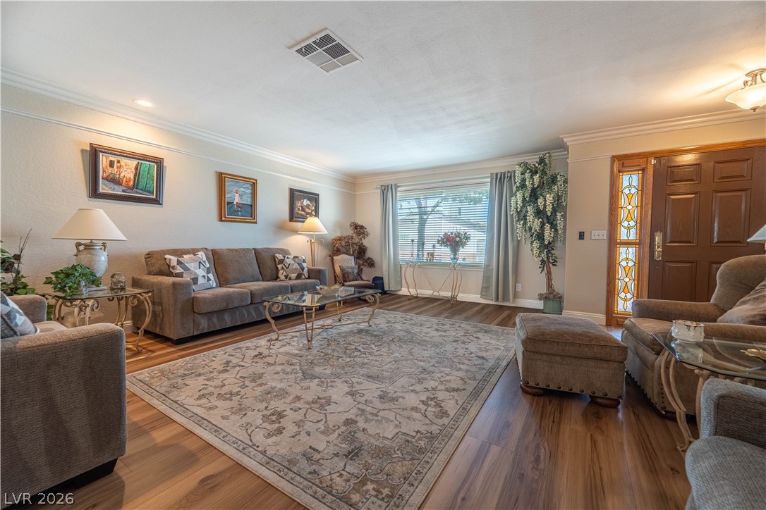 4656 Skyland Drive Property Photo 3