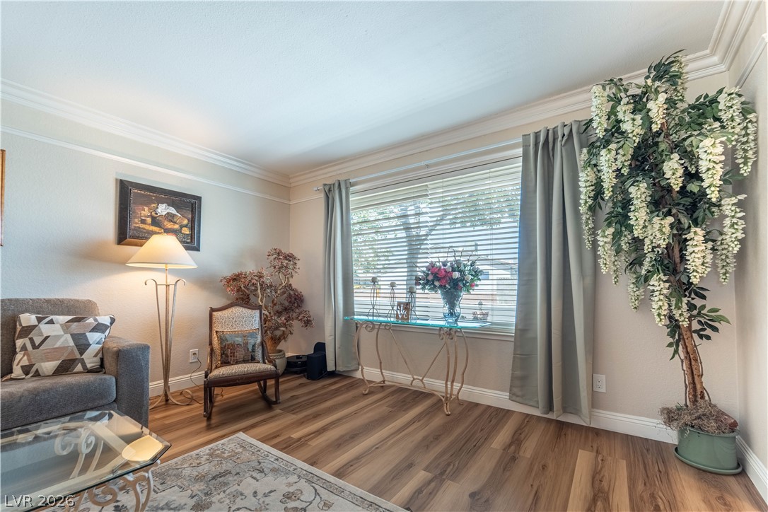 4656 Skyland Drive Property Photo 4