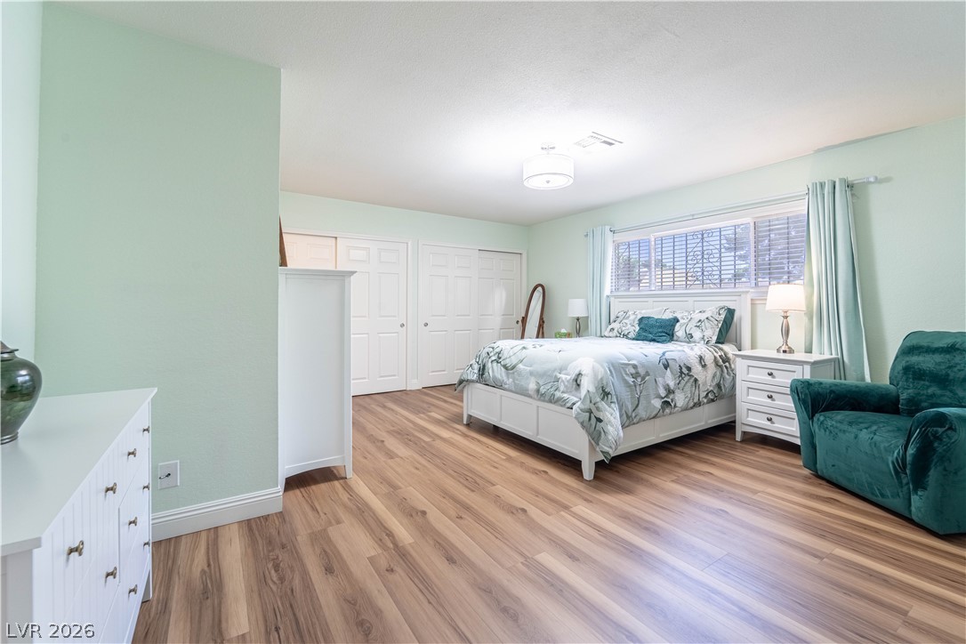 4656 Skyland Drive Property Photo 16