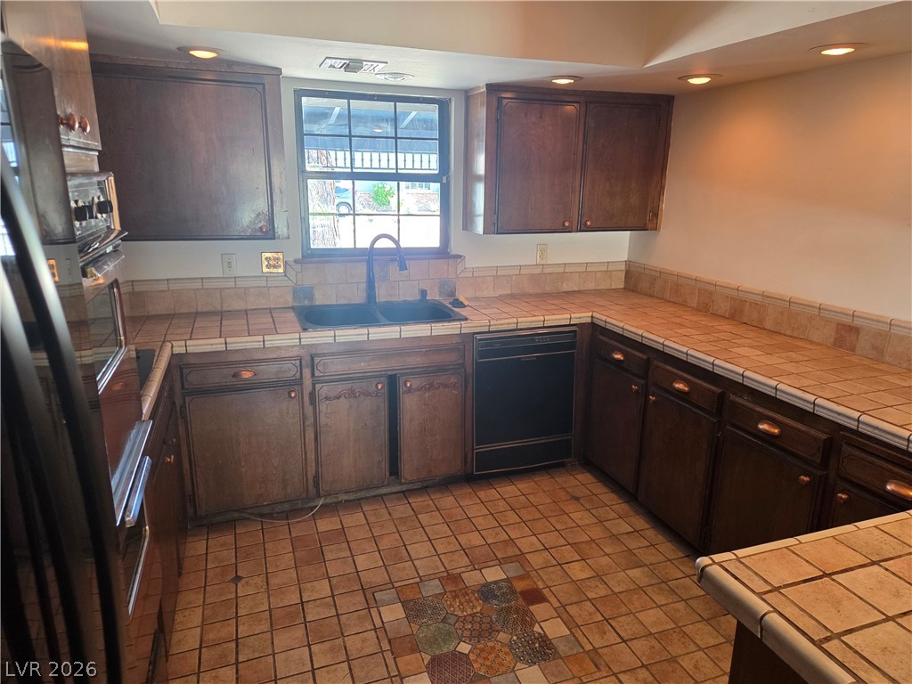 3000 Gilmary Avenue Property Photo 18