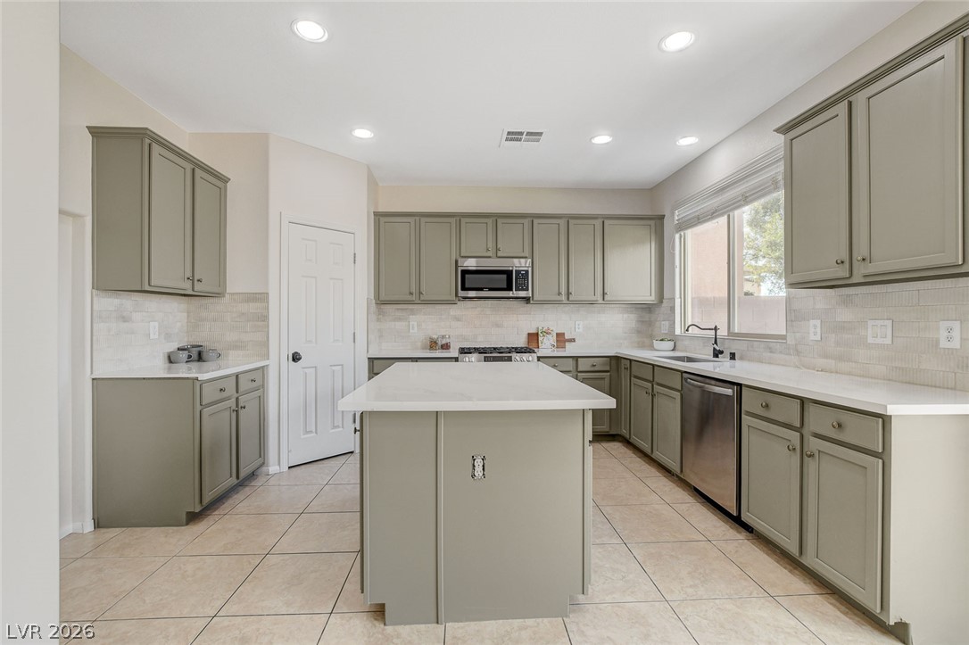 4420 Desert Haven Avenue Property Photo 14