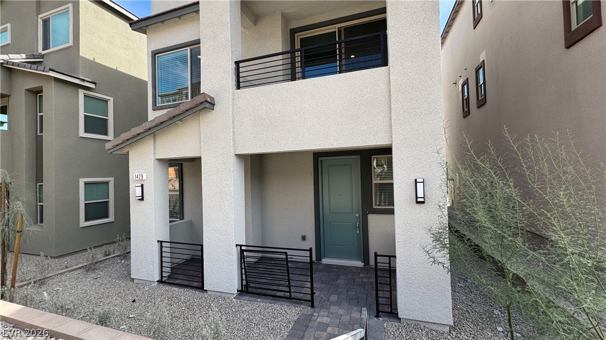 1429 Whistling Kite Street Property Photo 2