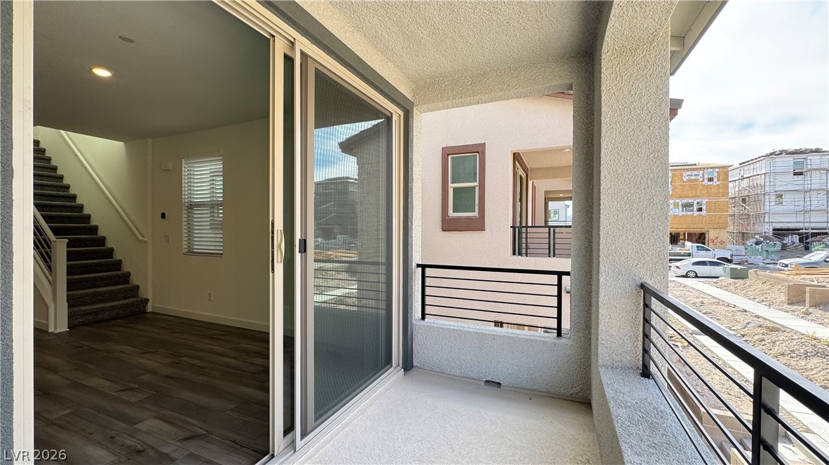 1429 Whistling Kite Street Property Photo 16