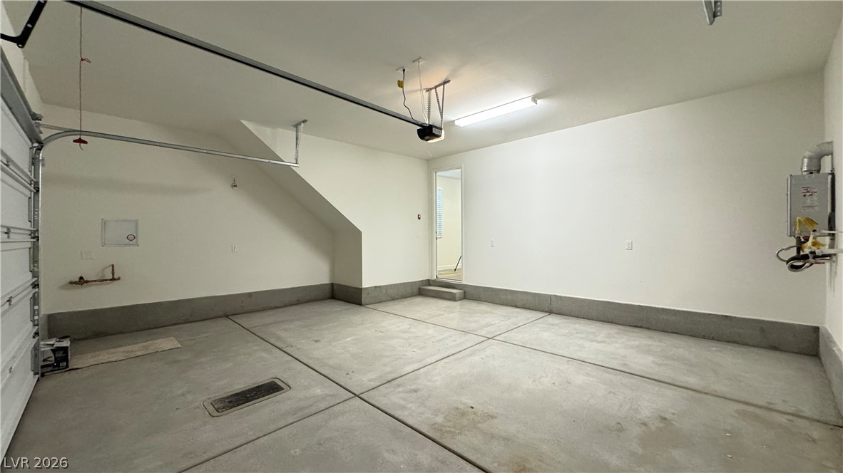1429 Whistling Kite Street Property Photo 27