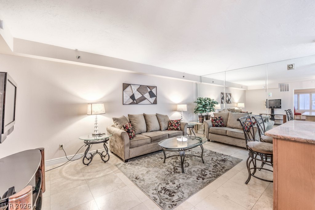 3700 Las Vegas Boulevard 672 Property Photo 7