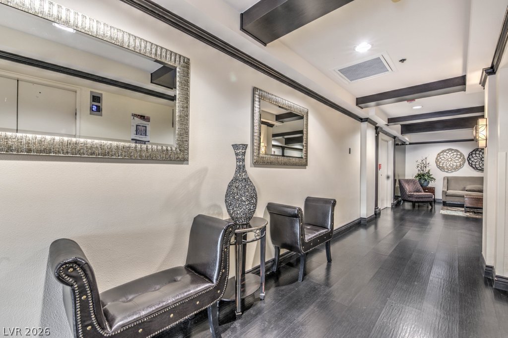 3700 Las Vegas Boulevard 672 Property Photo 23