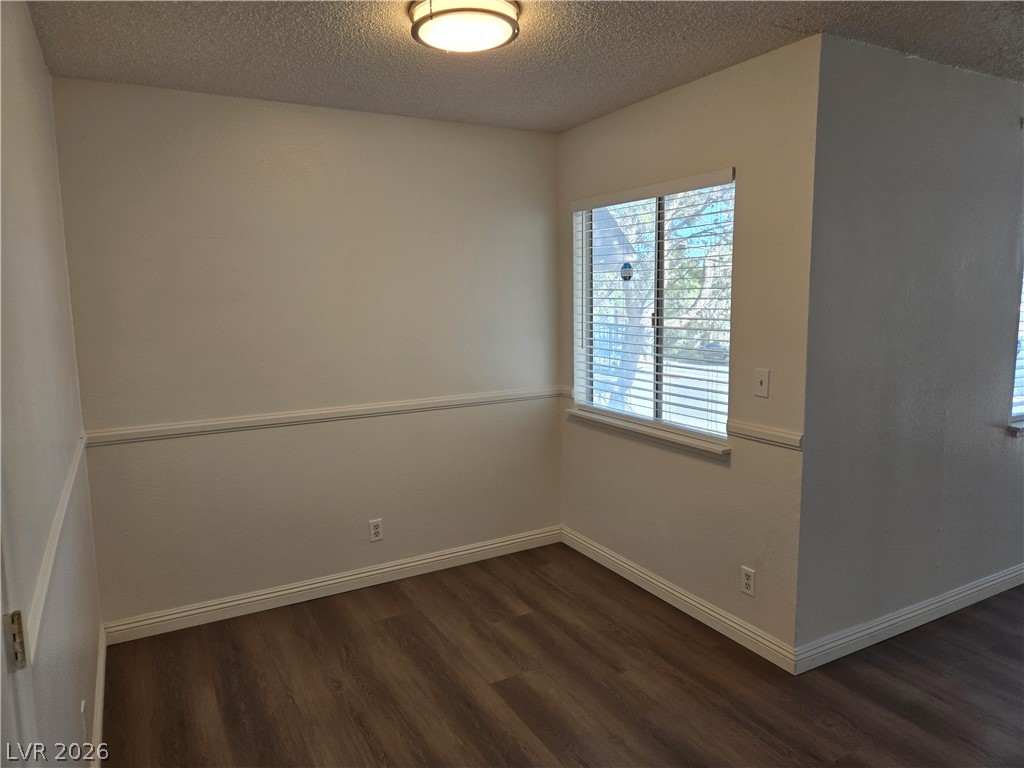 4348 Tara Avenue D Property Photo 10