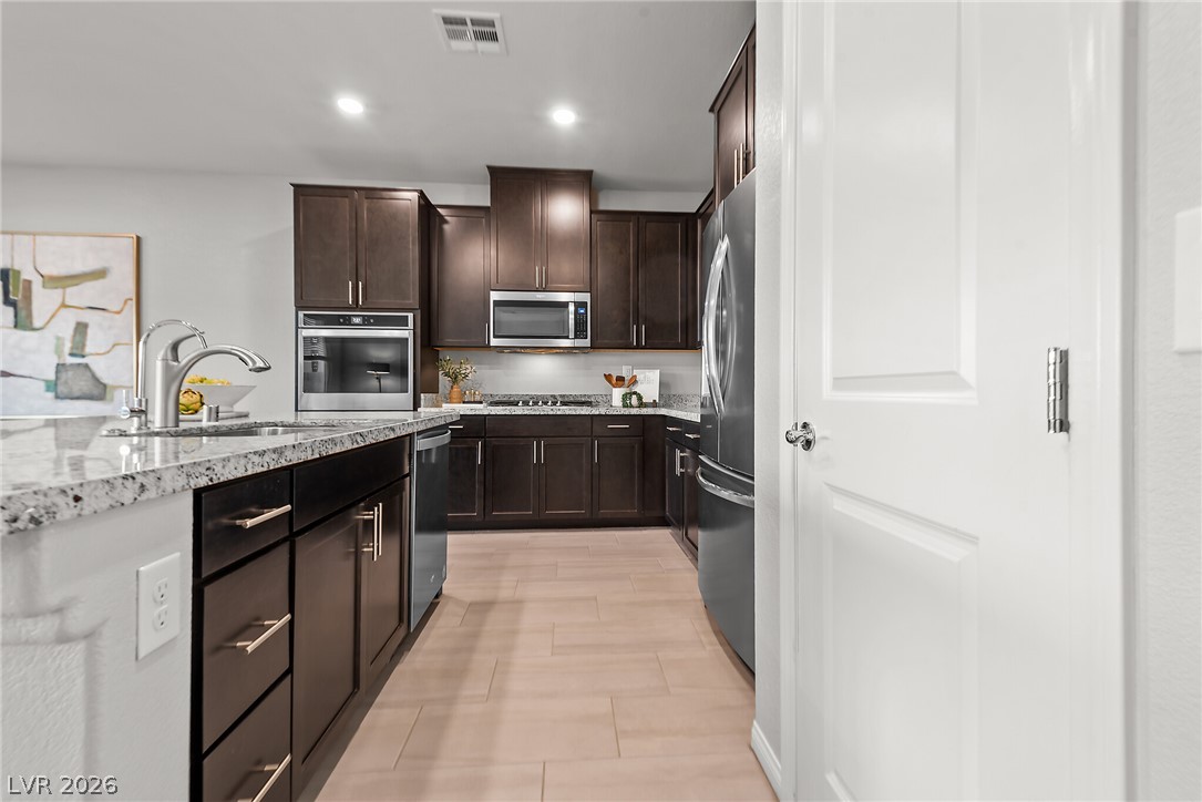 372 Soubrette Court Property Photo 13