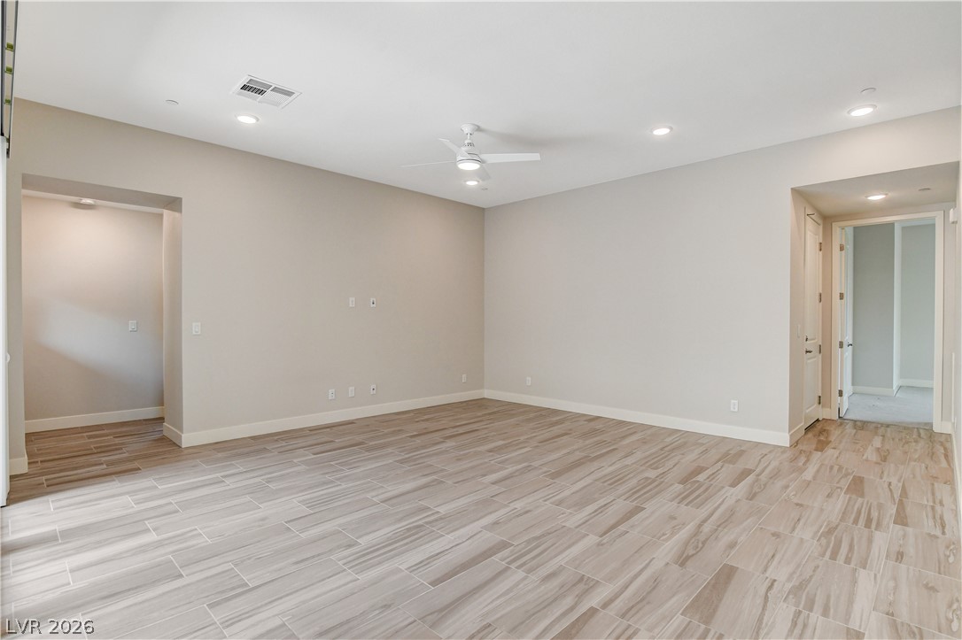 10885 Crimson Cliffs Avenue Property Photo 2
