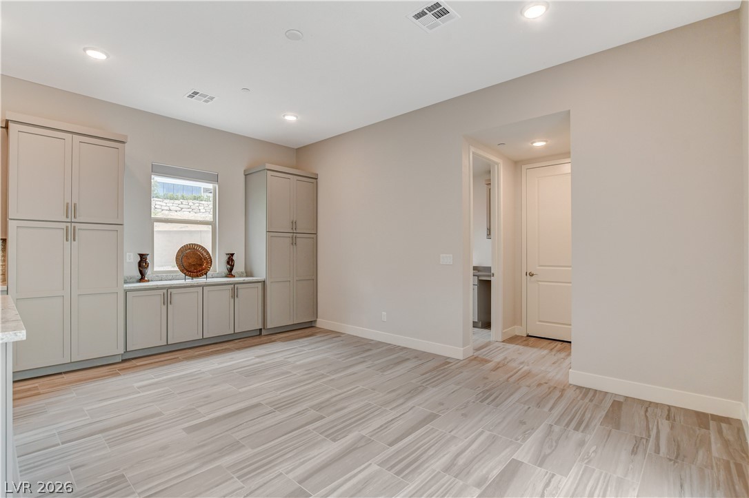 10885 Crimson Cliffs Avenue Property Photo 14