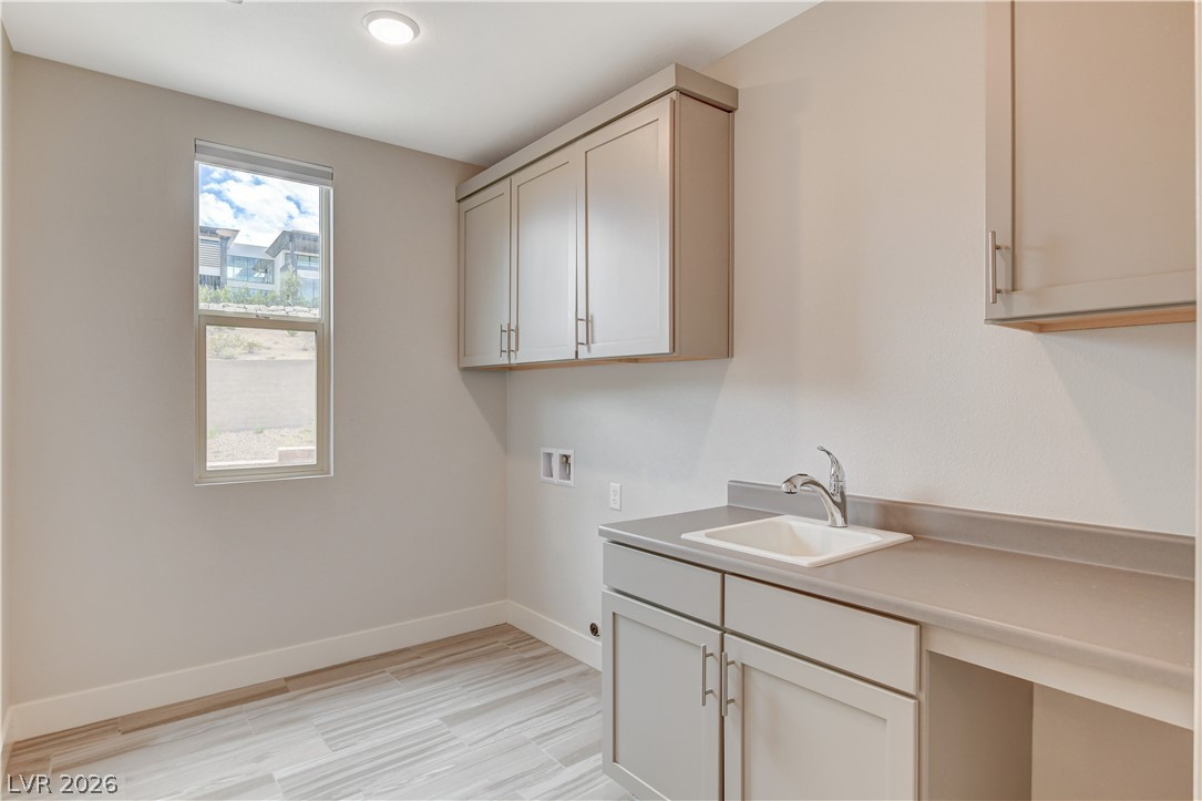10885 Crimson Cliffs Avenue Property Photo 28