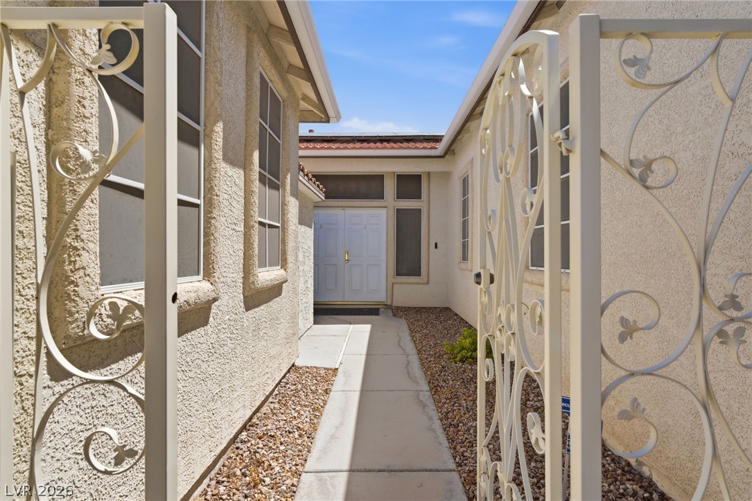 6524 Black Oaks Street Property Photo 6
