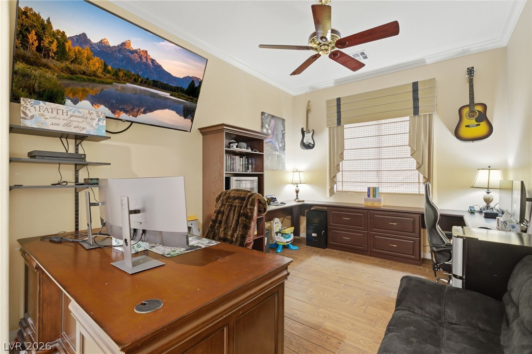 6524 Black Oaks Street Property Photo 11