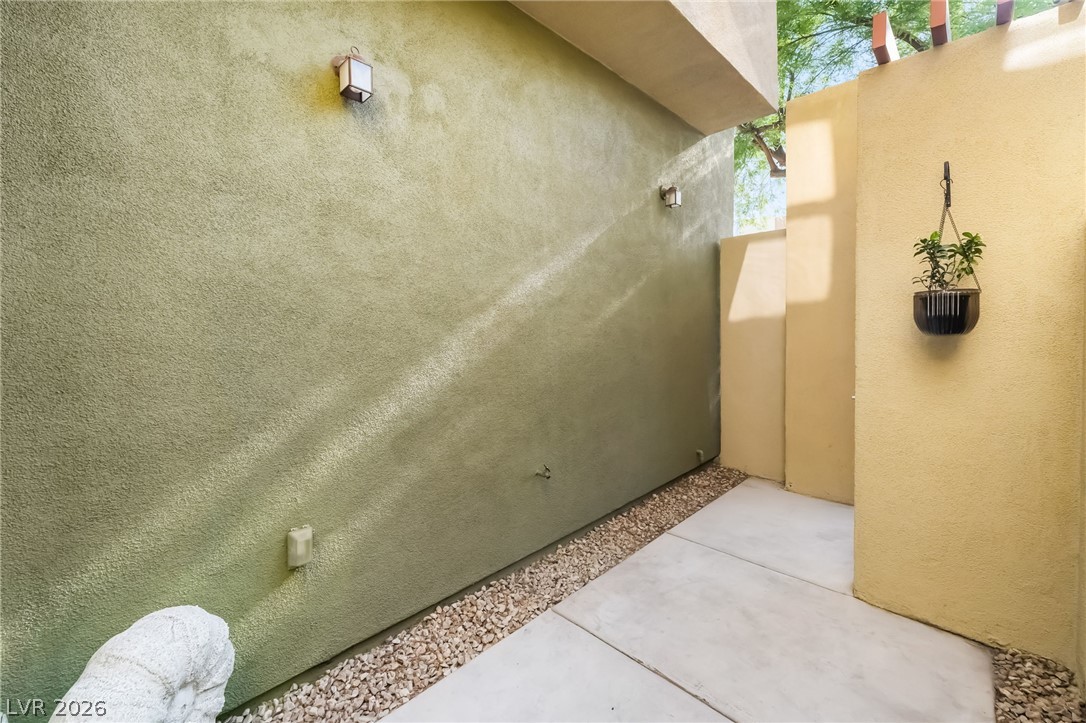 6468 Spiced Butter Rum Street Property Photo 3