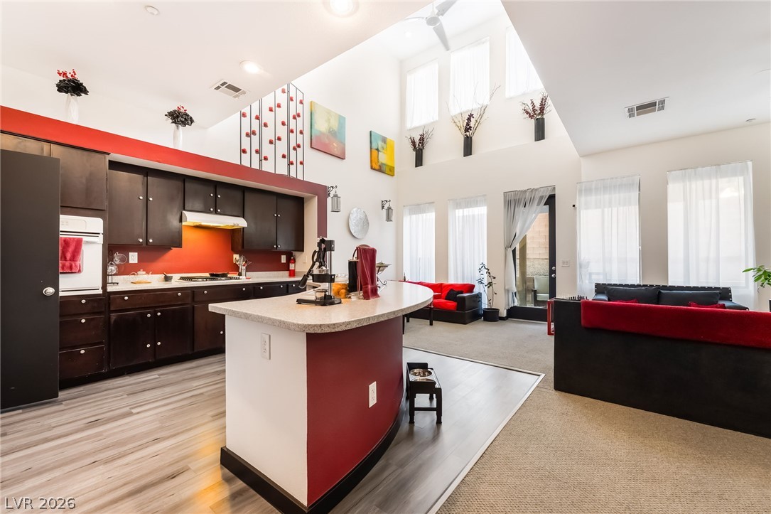 6468 Spiced Butter Rum Street Property Photo 6