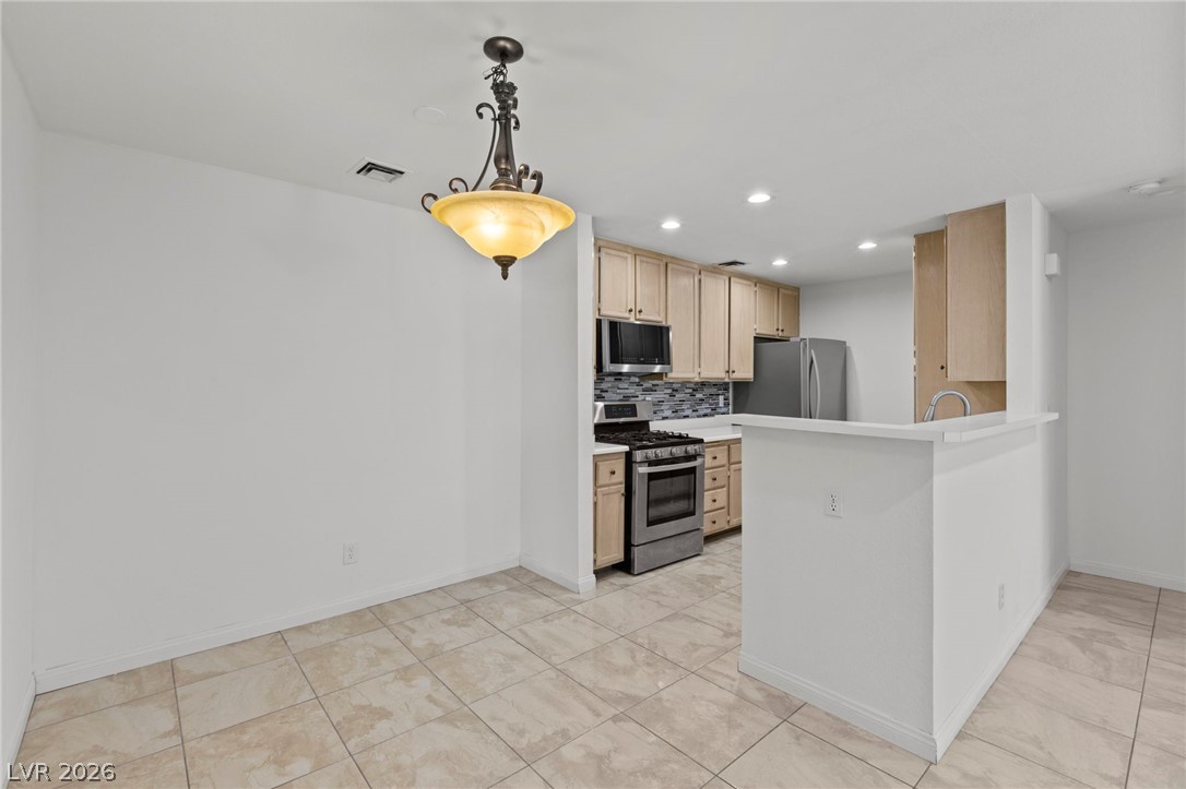 4823 South Torrey Pines Drive 203 Property Photo 11