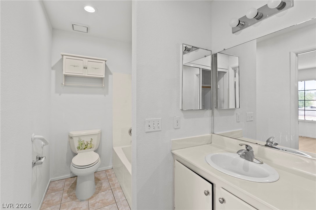 4823 South Torrey Pines Drive 203 Property Photo 21