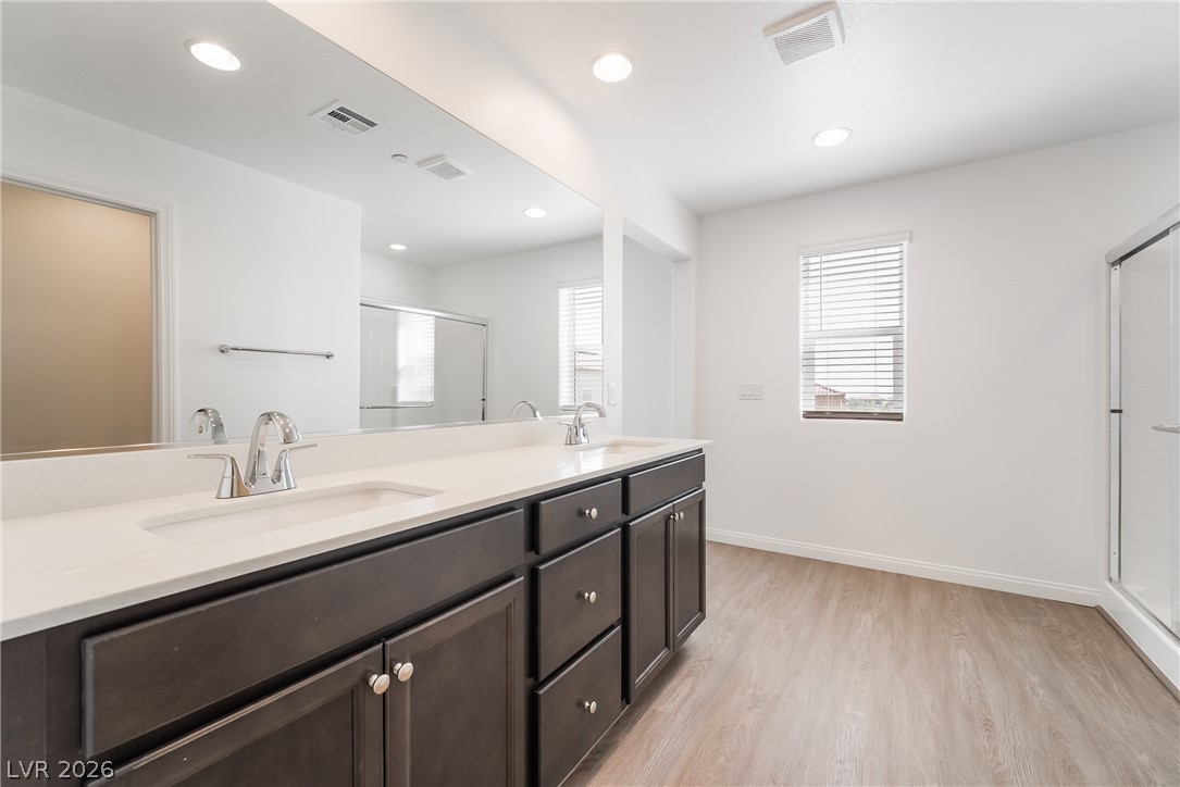 9338 Juniper Shade Street Property Photo 15