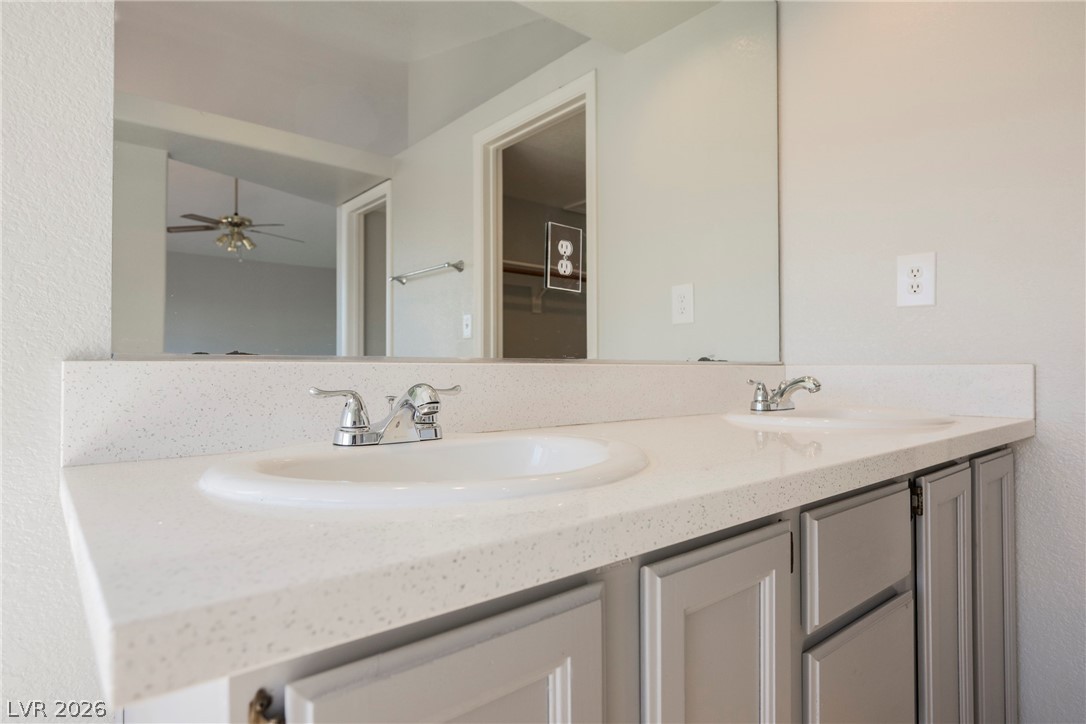 2420 Rice Flower Circle Property Photo 29