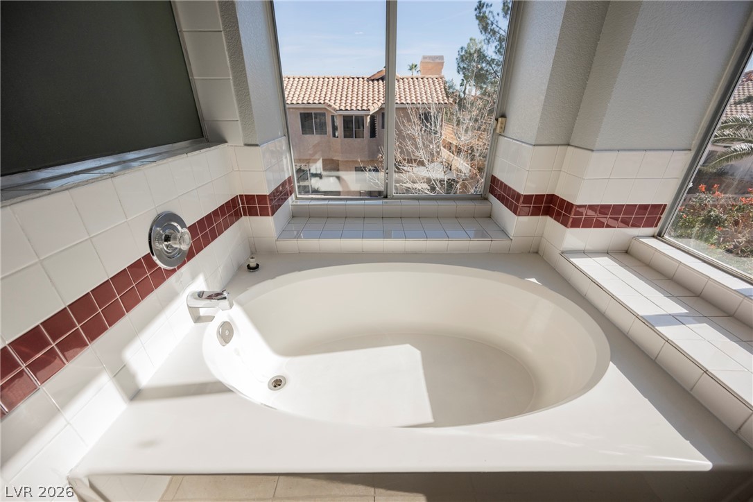 2420 Rice Flower Circle Property Photo 30