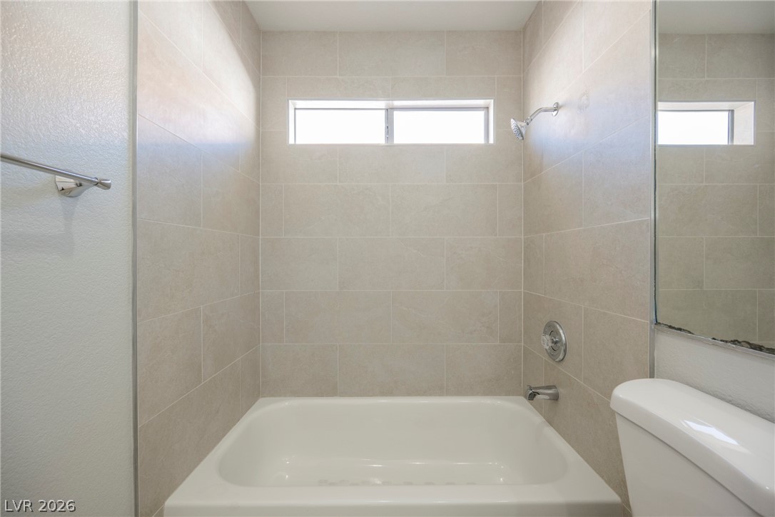 2420 Rice Flower Circle Property Photo 38
