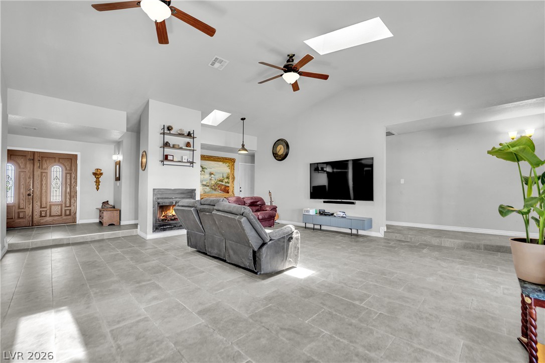 420 North Racetrack Road Property Photo 10
