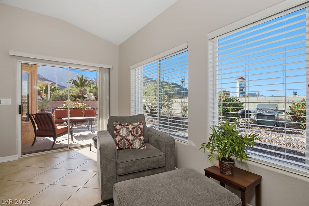 10428 Villa Ridge Drive Property Photo 9