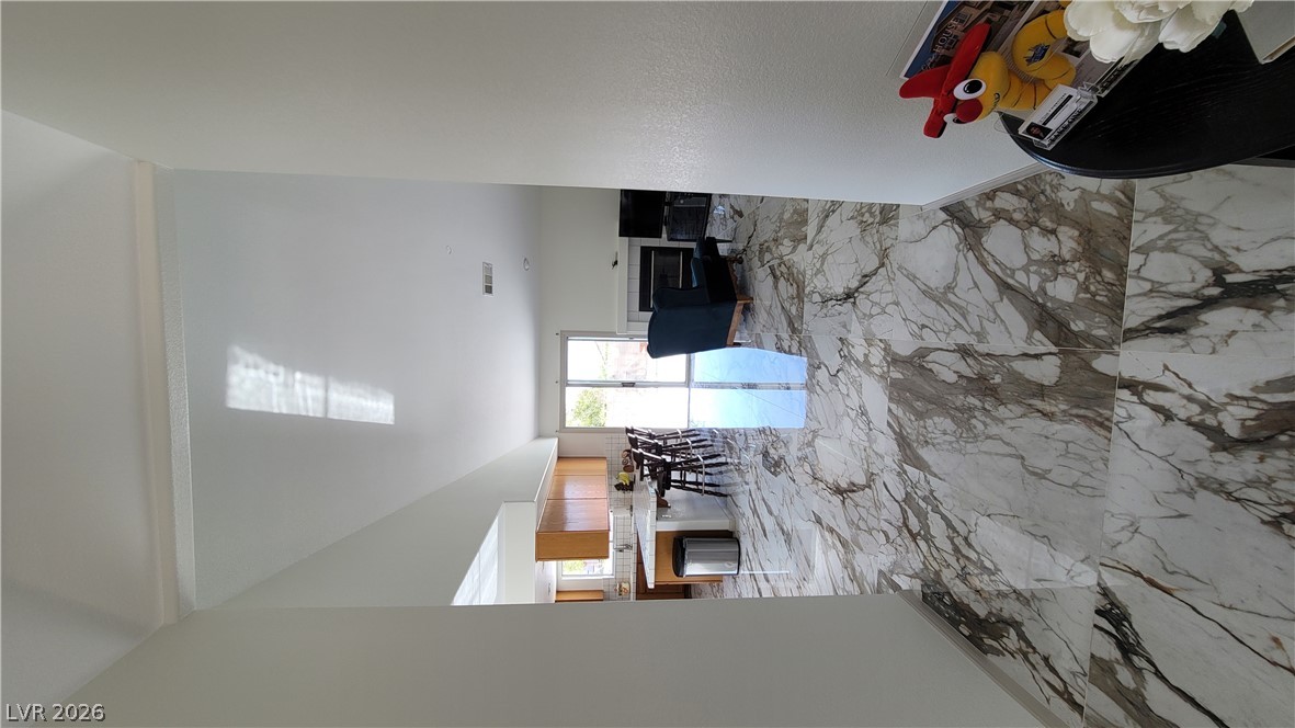 336 Oak Canyon Drive Property Photo 2