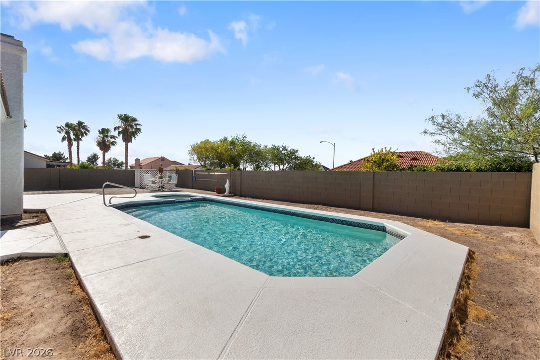 336 Oak Canyon Drive Property Photo 13