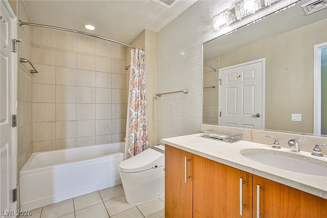 200 West Sahara Avenue 2407 Property Photo 22