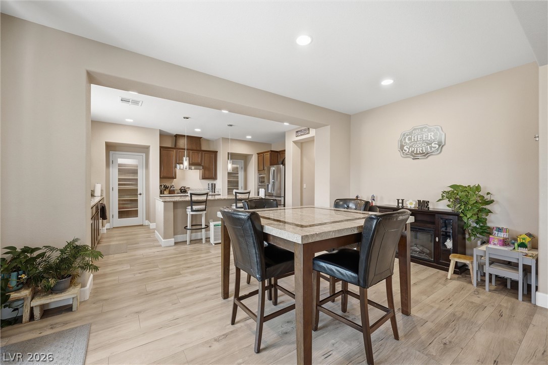 1633 Luna Vista Place Property Photo 15