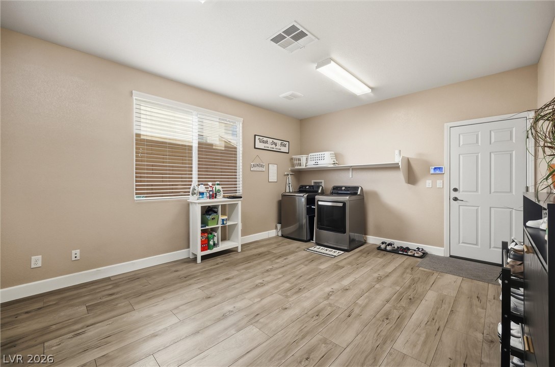 1633 Luna Vista Place Property Photo 18