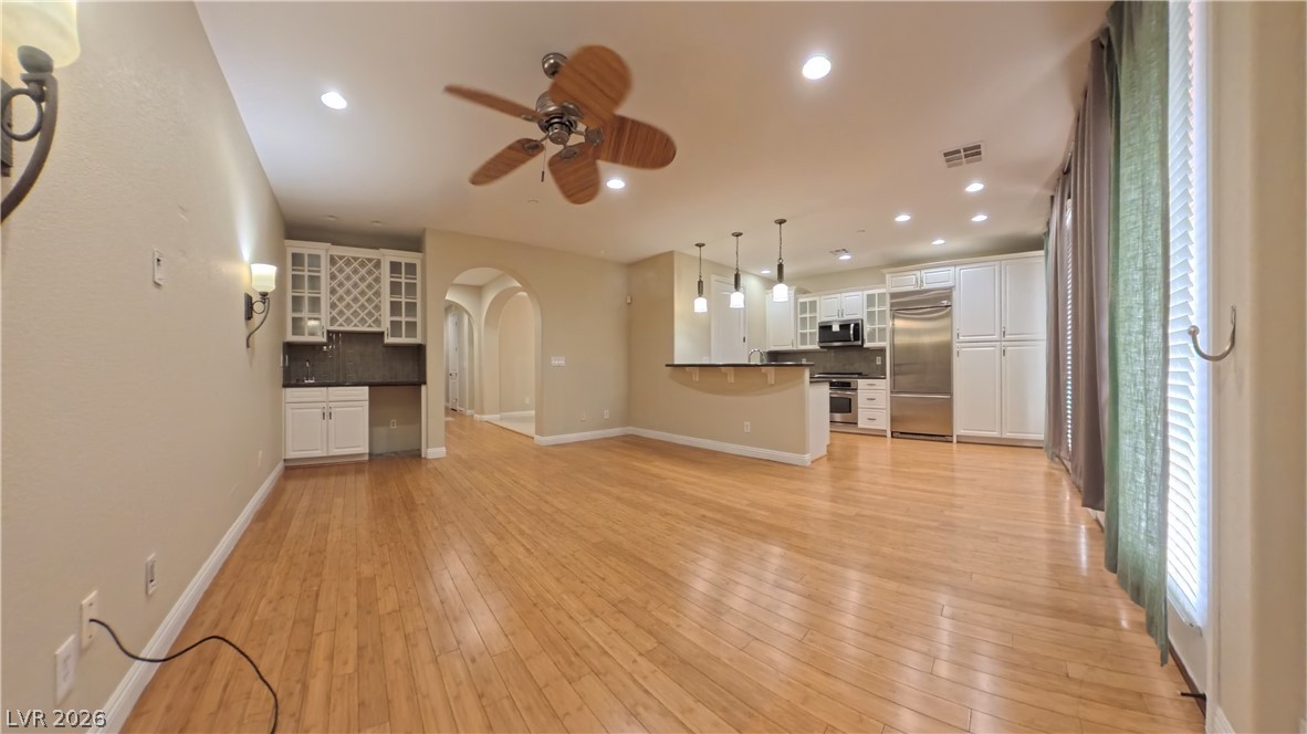 1274 Calcione Drive Property Photo 9