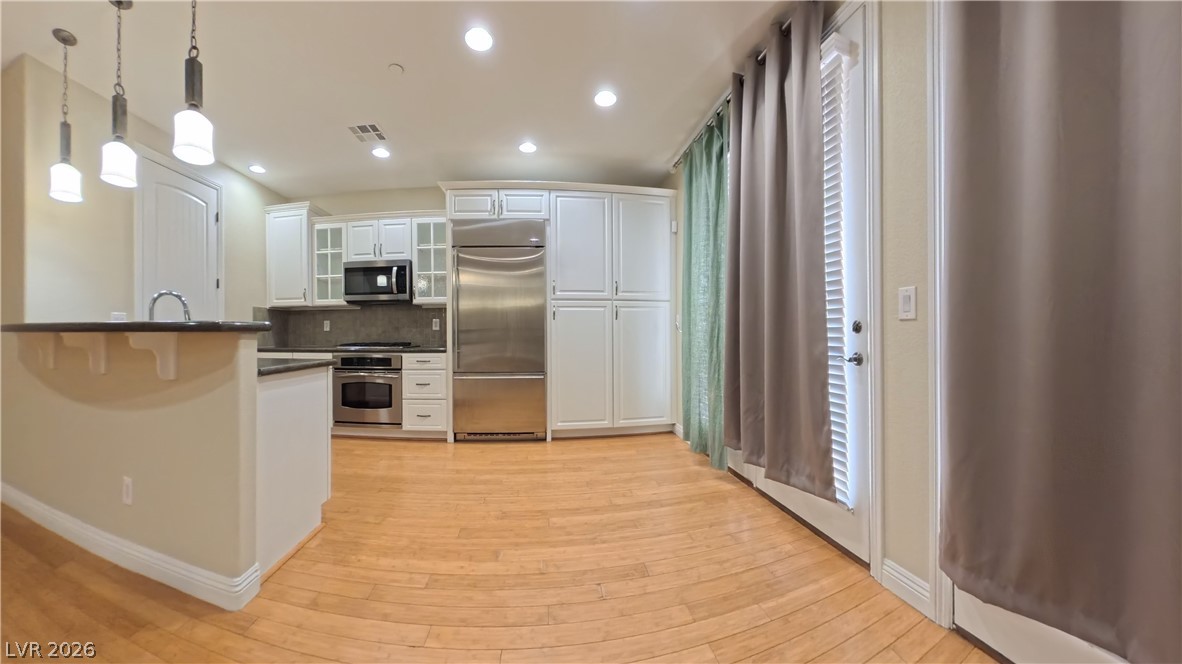 1274 Calcione Drive Property Photo 14
