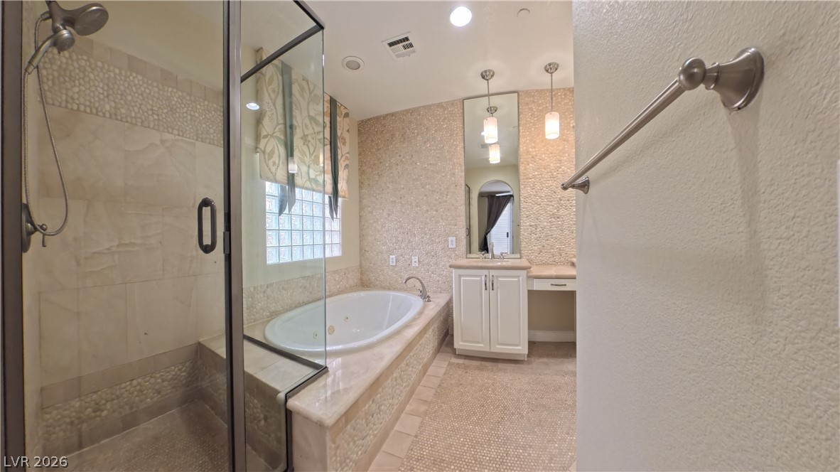 1274 Calcione Drive Property Photo 28
