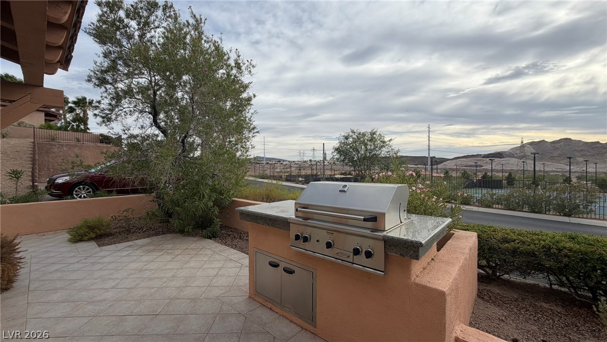 1274 Calcione Drive Property Photo 33