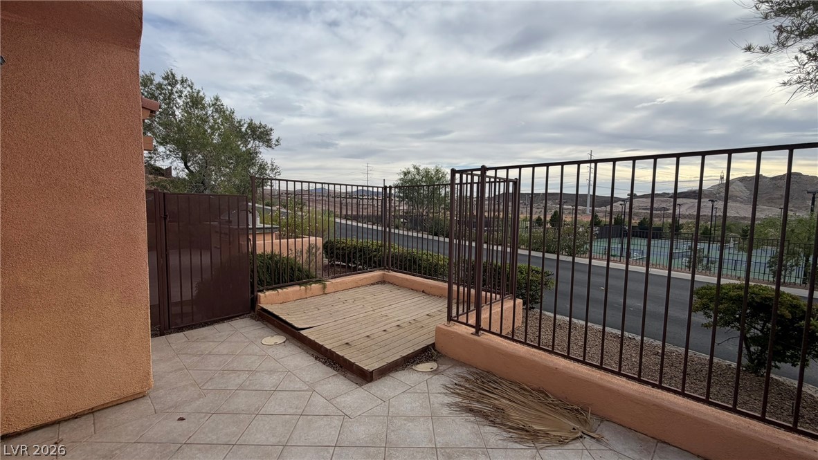 1274 Calcione Drive Property Photo 34