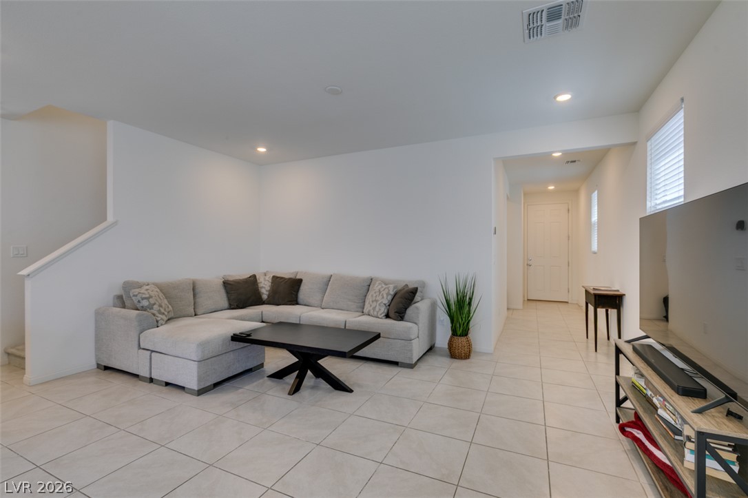 4110 Golden Fleece Avenue Property Photo 4