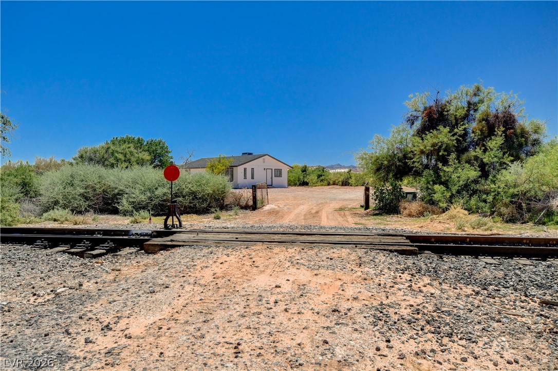 1385 South Moapa Valley Boulevard Property Photo 10