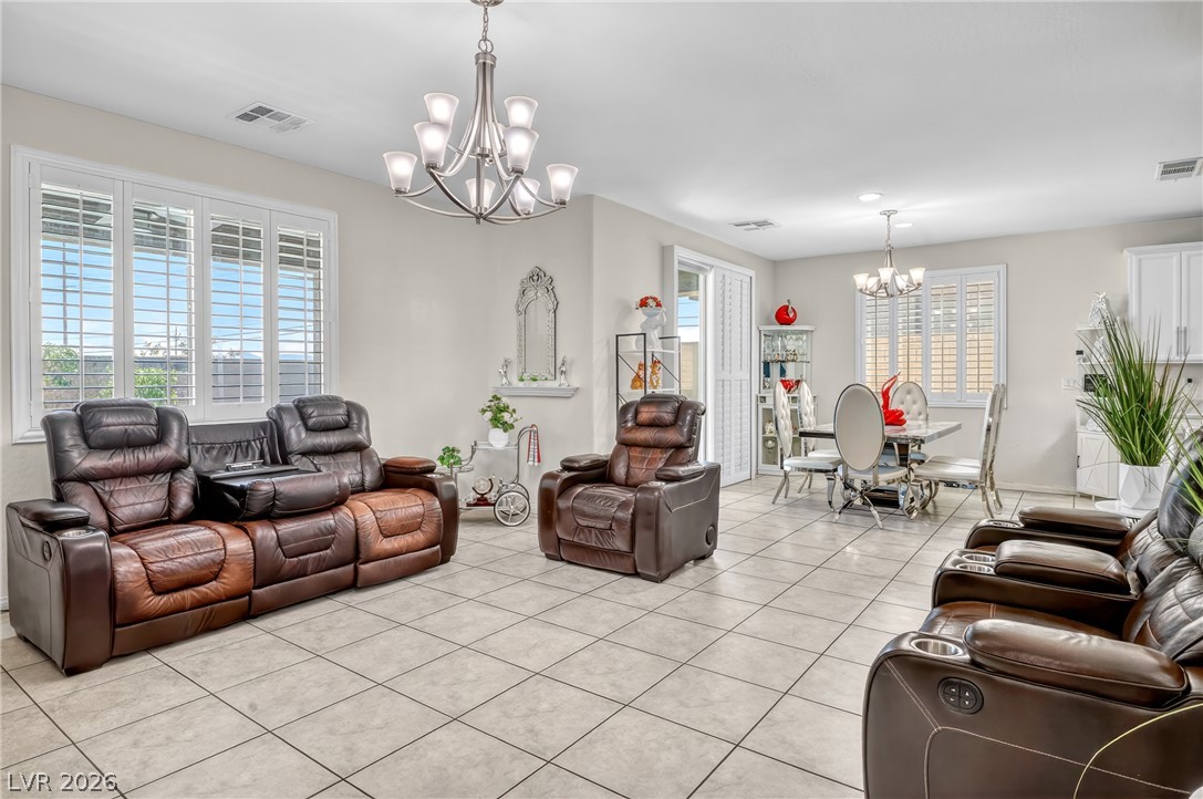 9186 Reinberg Street Property Photo 3