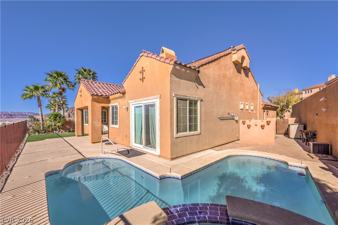 1213 Via Casa Palermo Property Photo 4