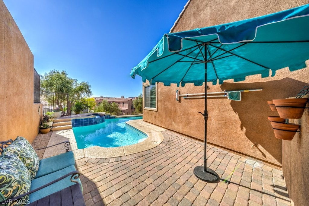 1213 Via Casa Palermo Property Photo 6