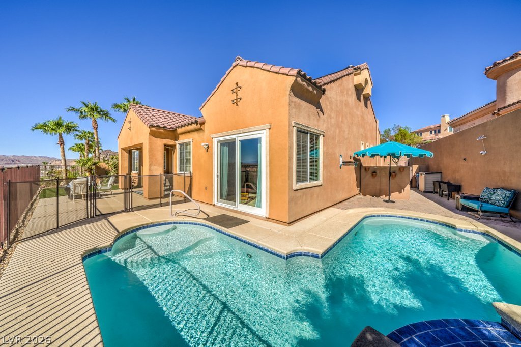 1213 Via Casa Palermo Property Photo 7