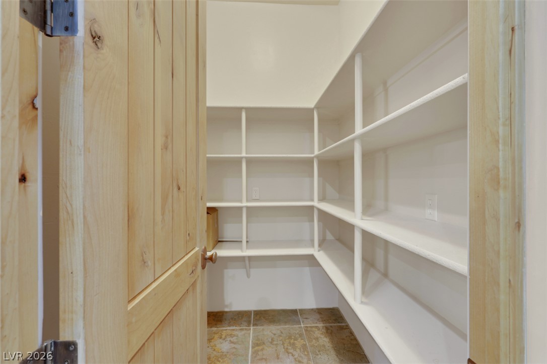651 Du Fort Avenue Property Photo 26