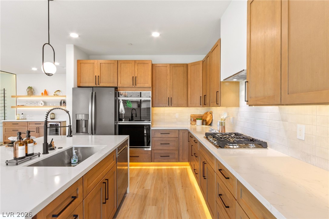 32 Santo Mio Court Property Photo 8