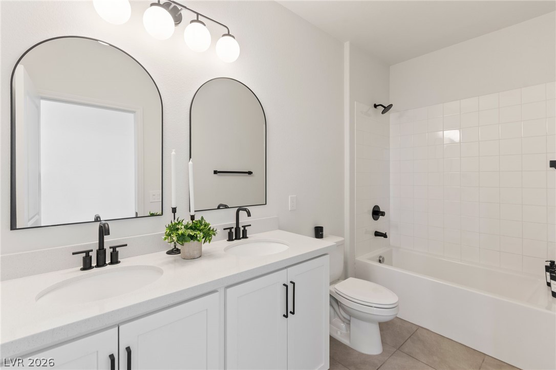32 Santo Mio Court Property Photo 21