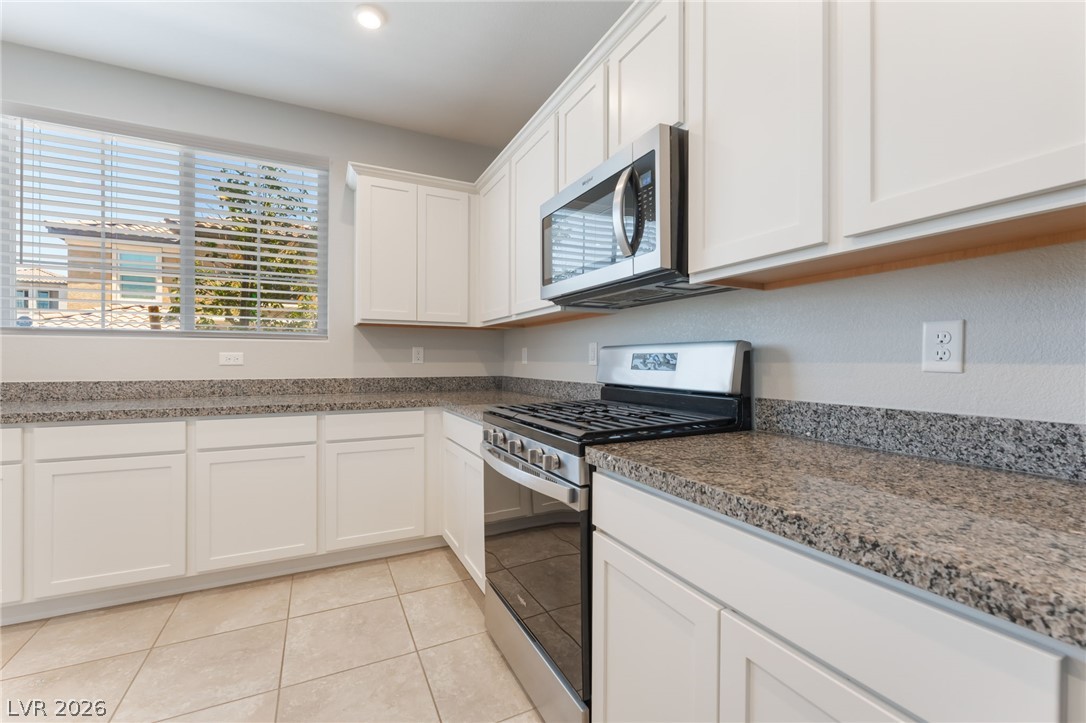 8030 Mercury Skye Street Property Photo 13