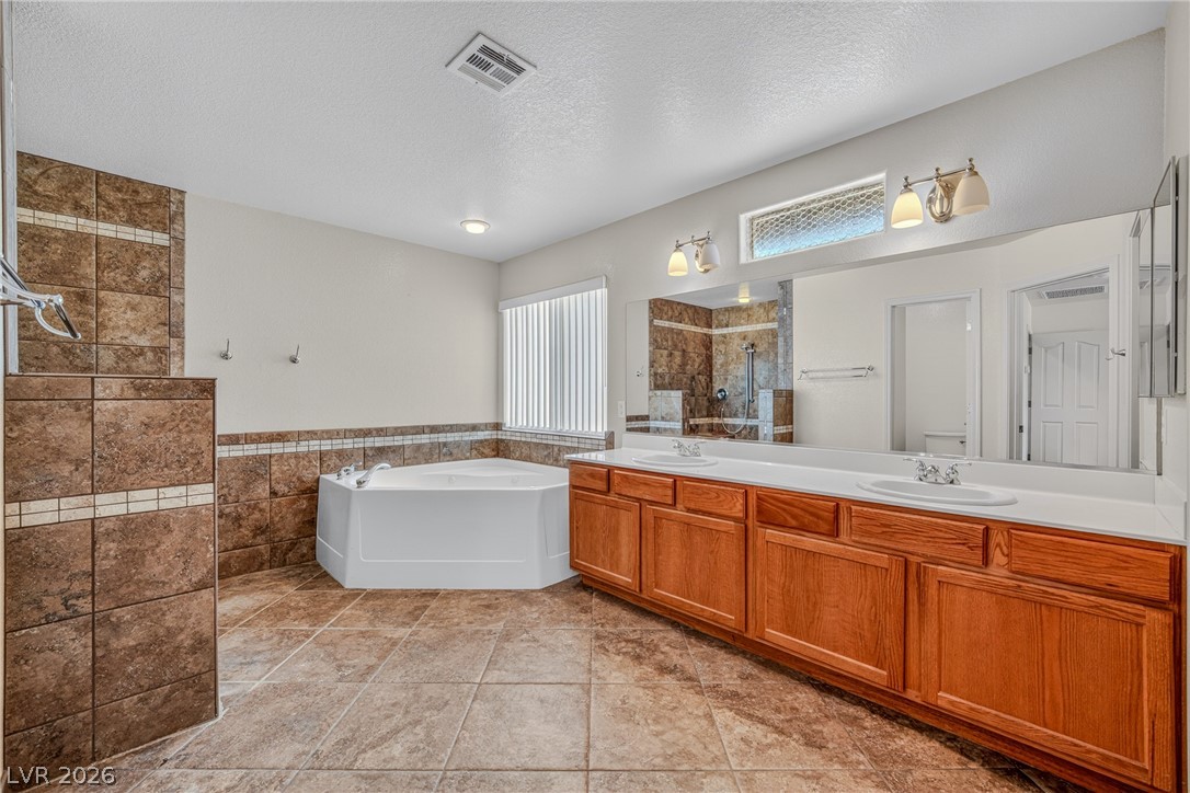 1531 Bridger Street Property Photo 11