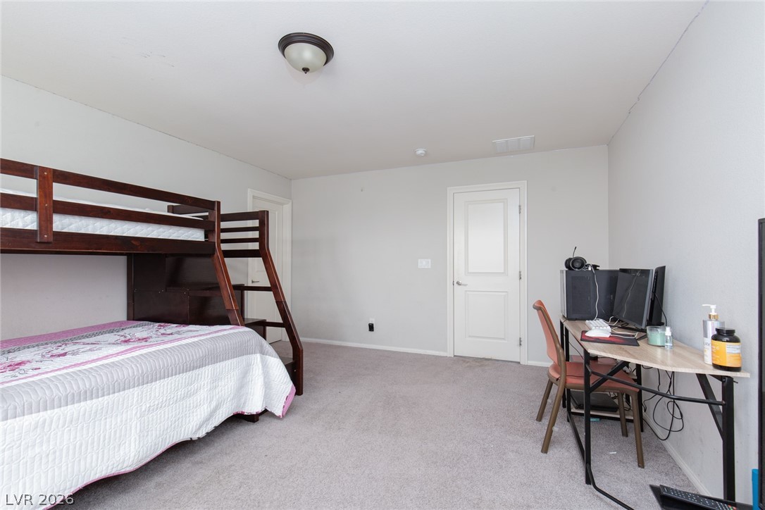 824 Claystone Ridge Avenue Property Photo 34